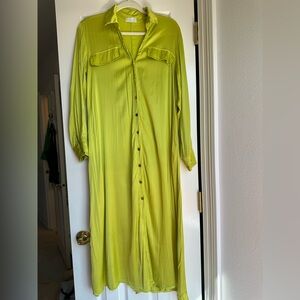 Q2 Lime Green Satin Dress size small
